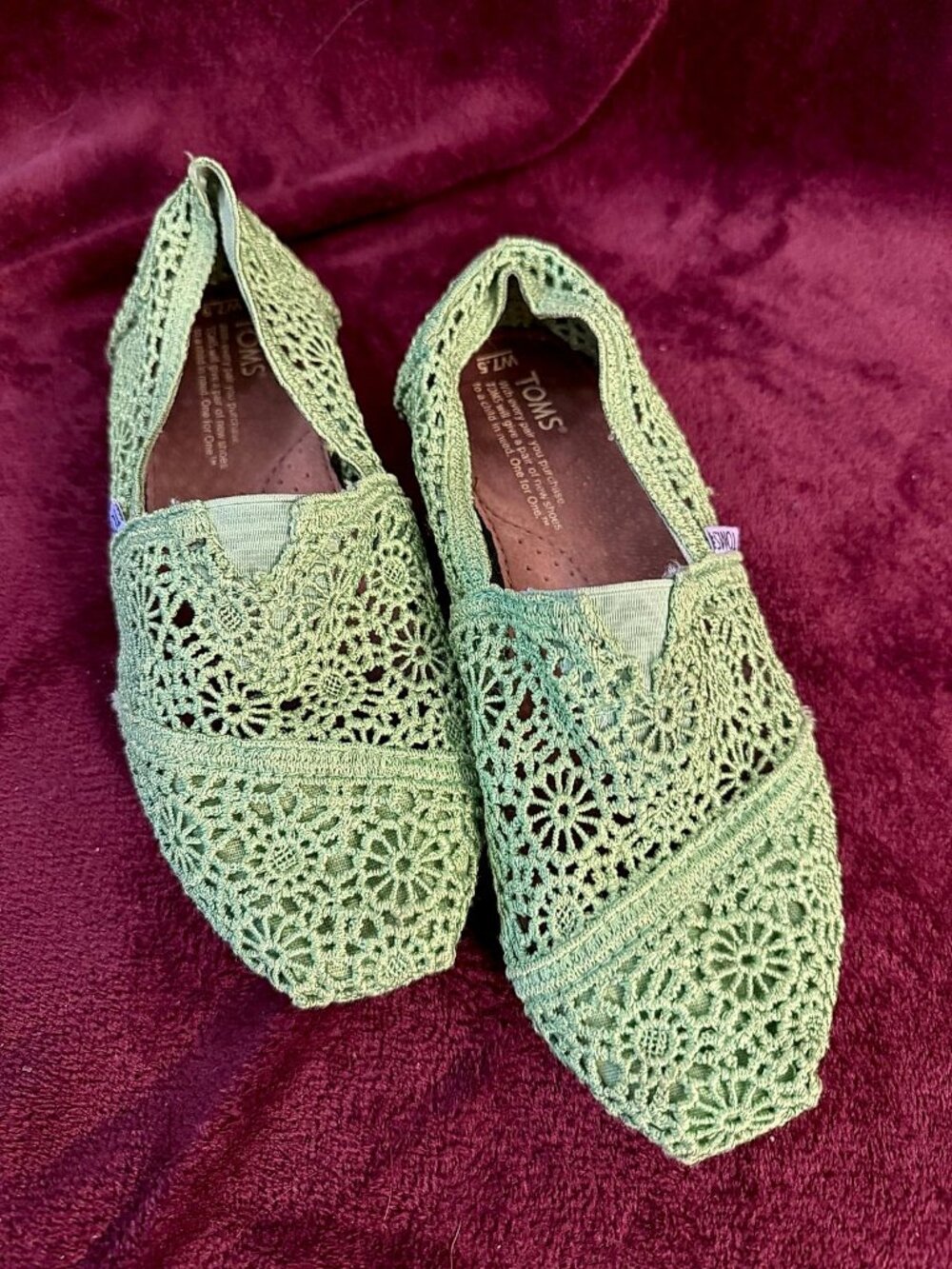 TOMS Classic Alpargata Crochet Lace Green Slip-On Flats Women Size 7.5